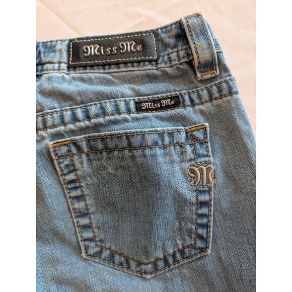 Miss Me Women's Thrashed Boyfriend Blue Jeans Sz 26 Destroyed Worn Distressed - Picture 8 of 12